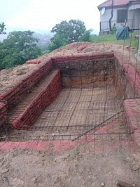 Reinforcement in pool